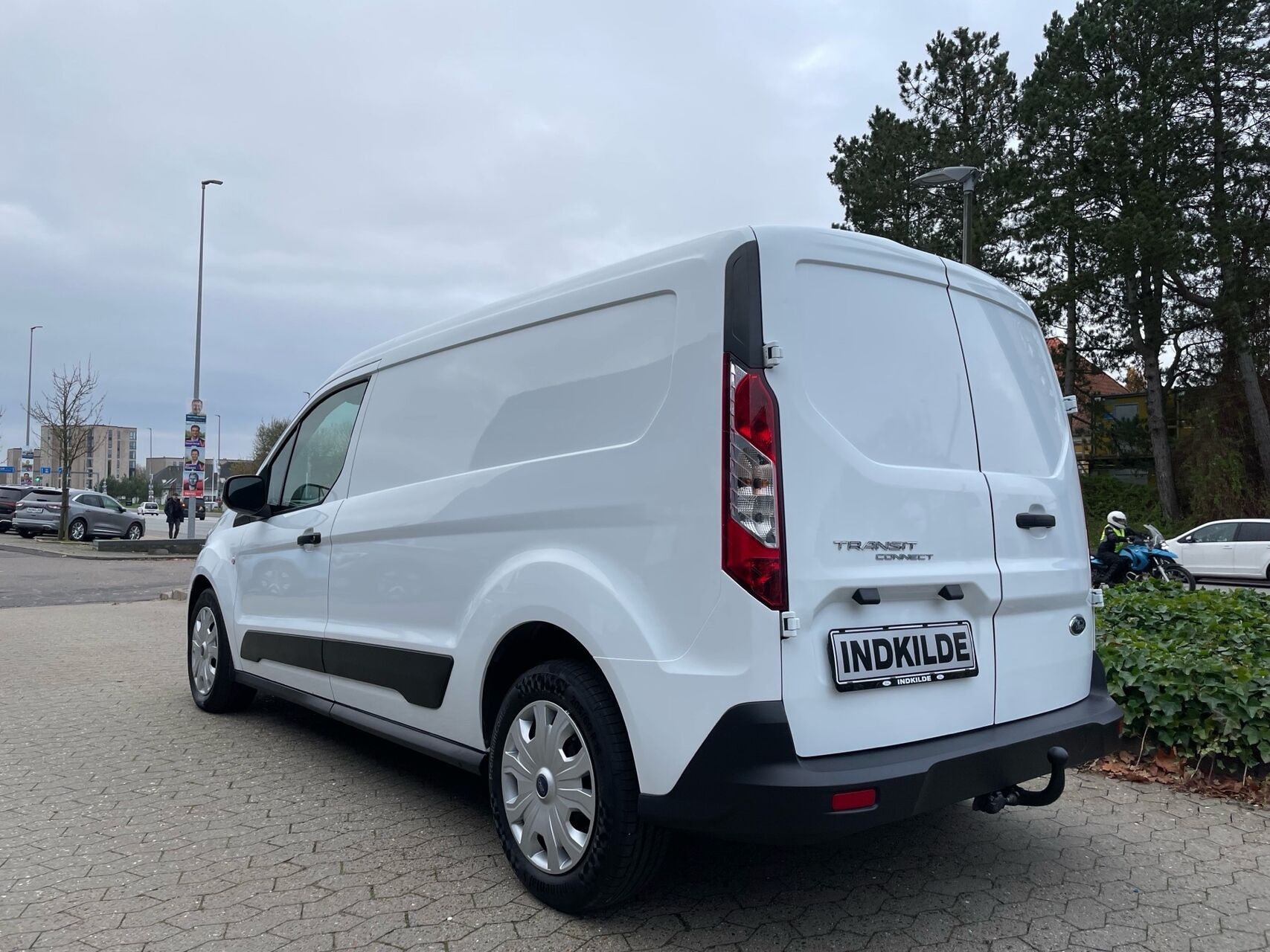 Hvid Ford Transit Connect fra 2019