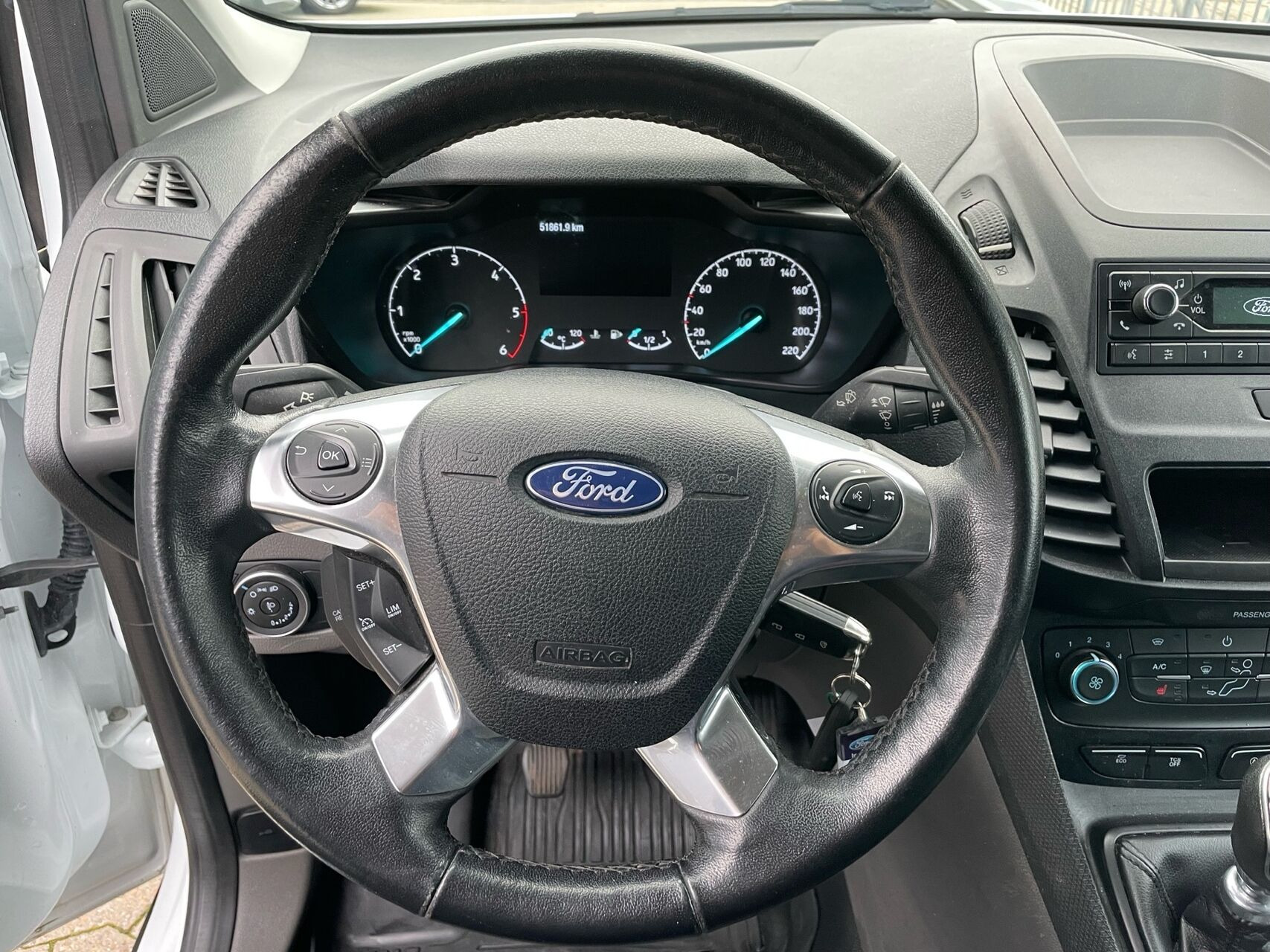 Hvid Ford Transit Connect fra 2019