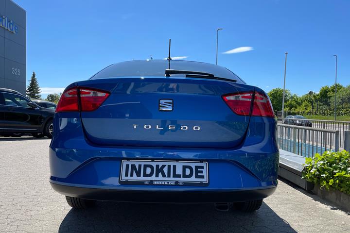 Blå Seat Toledo fra 2018
