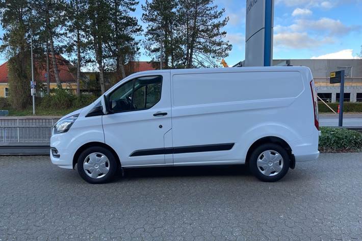Hvid Ford Transit Custom fra 2018