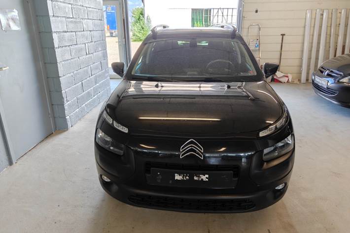 Gul Citroën C4 Cactus fra 2017