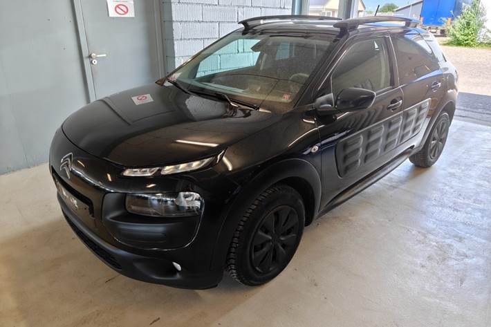 Gul Citroën C4 Cactus fra 2017