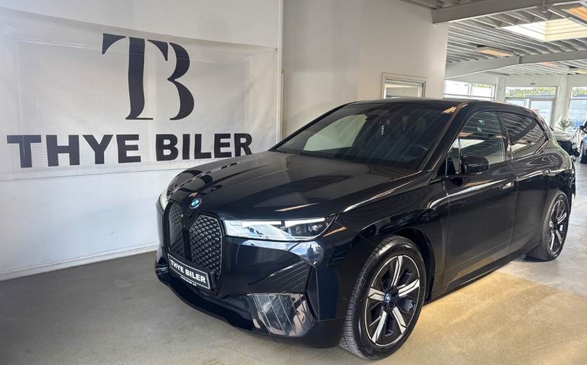 BMW iX xDrive40 Sport