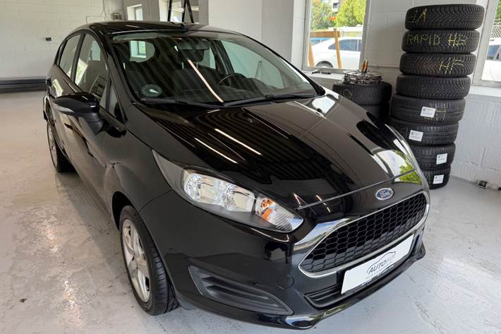 Sort Ford Fiesta fra 2016