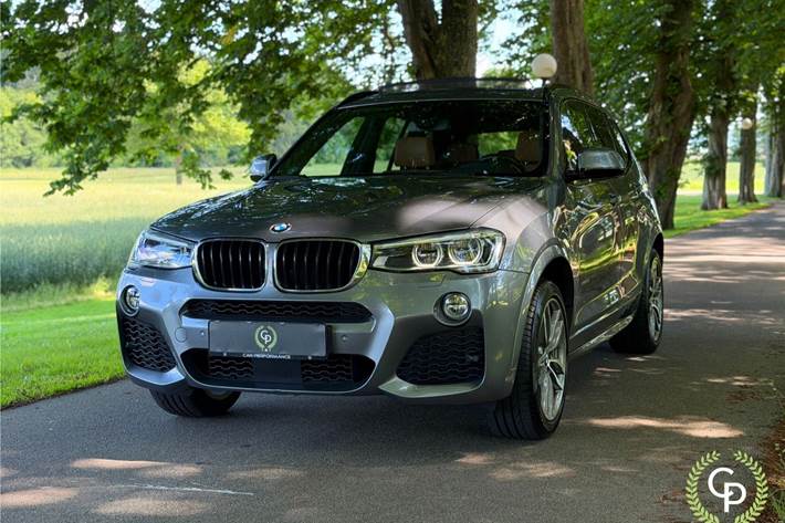 Grå BMW X3 fra 2017