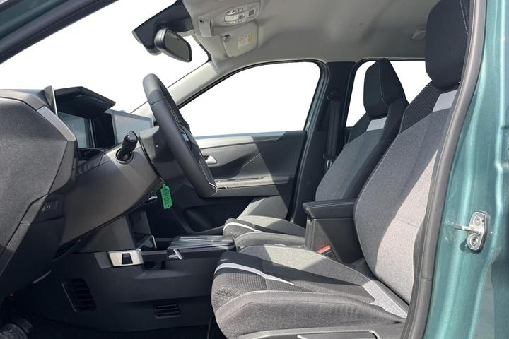 Grøn Opel Frontera fra 2025