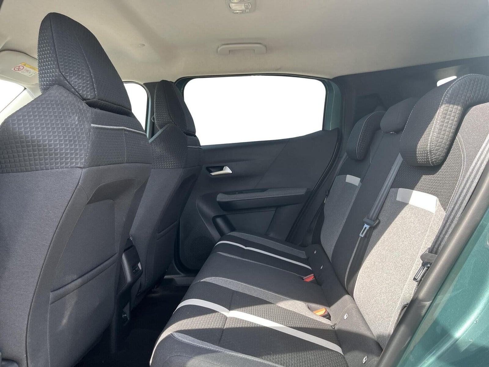 Grøn Opel Frontera fra 2025