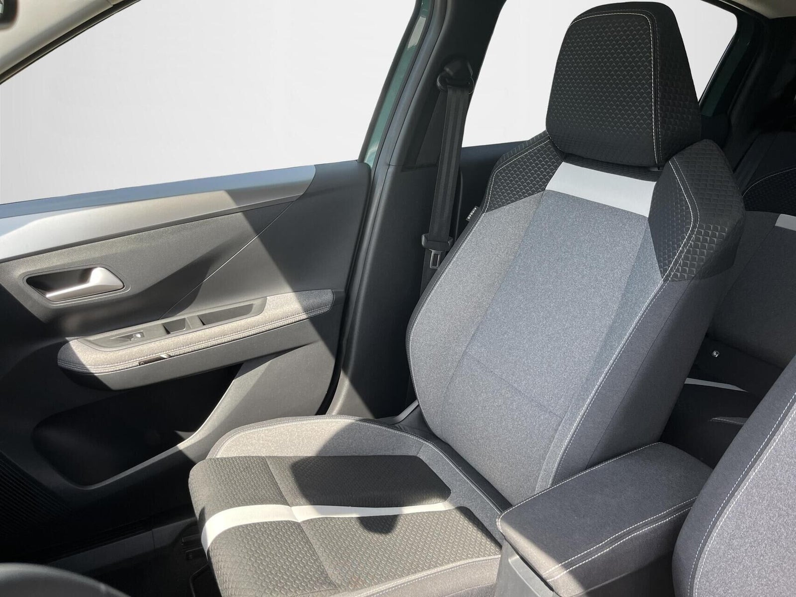 Grøn Opel Frontera fra 2025
