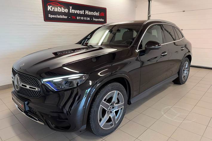 Sort Mercedes GLC300 de fra 2023