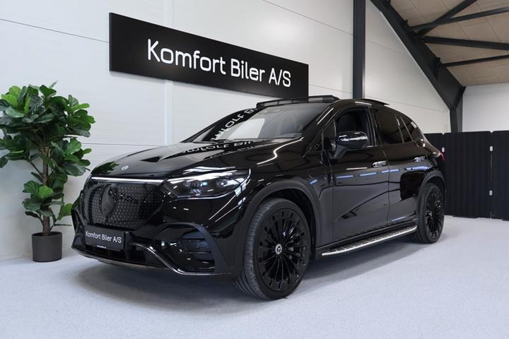 Sort Mercedes EQE500 SUV fra 2024