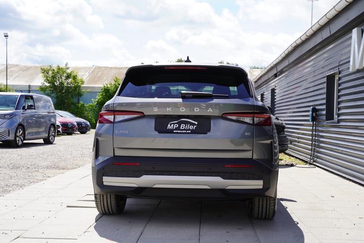 Grå Skoda Elroq fra 2026