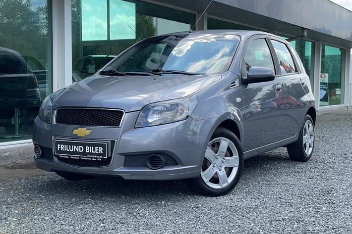 Grå Chevrolet Aveo fra 2011
