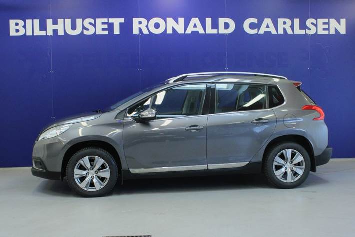 Grå Peugeot 2008 fra 2014