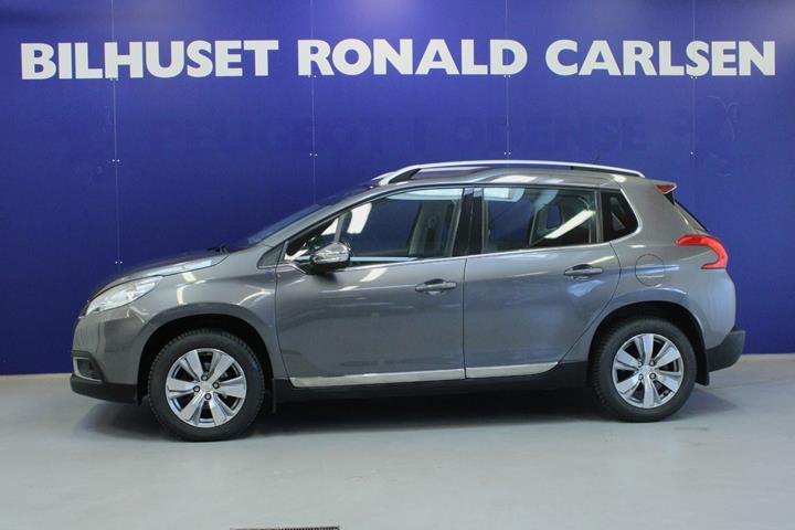Grå Peugeot 2008 fra 2014