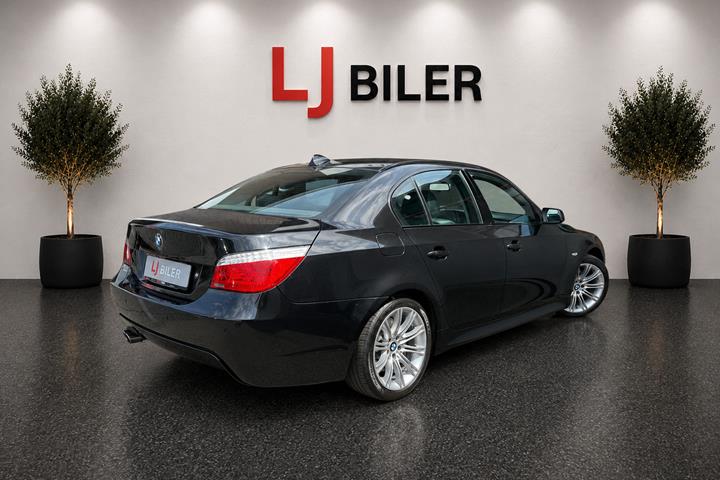 Sort BMW 535d fra 2007