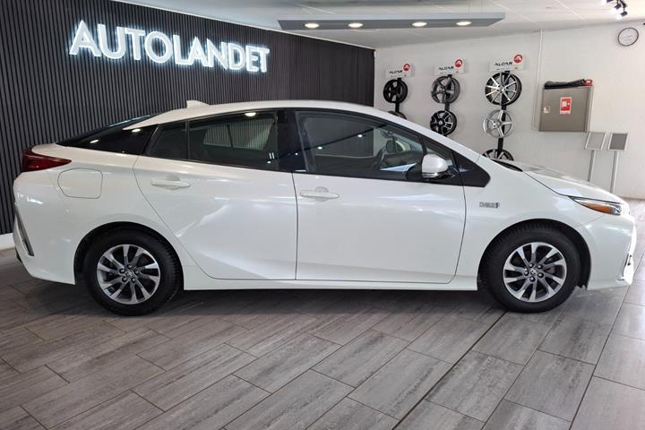 Hvid Toyota Prius fra 2019