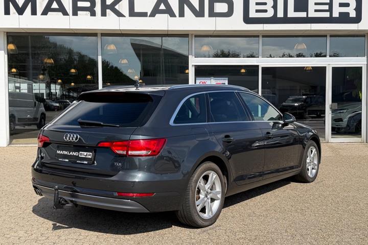 Grå Audi A4 fra 2017