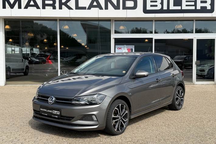 Grå VW Polo fra 2018 set udefra