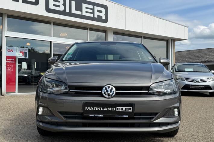 Grå VW Polo fra 2018