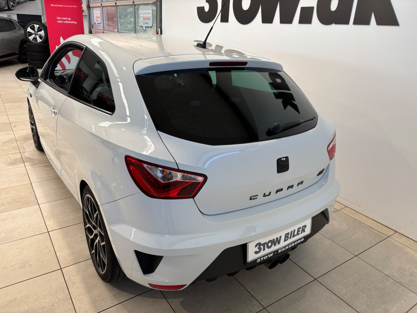 Hvid Seat Ibiza fra 2016