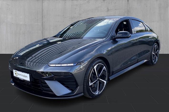 Grå Hyundai Ioniq 6 fra 2026