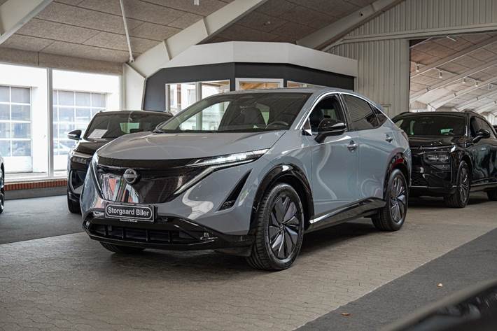 Grå Nissan Ariya fra 2022