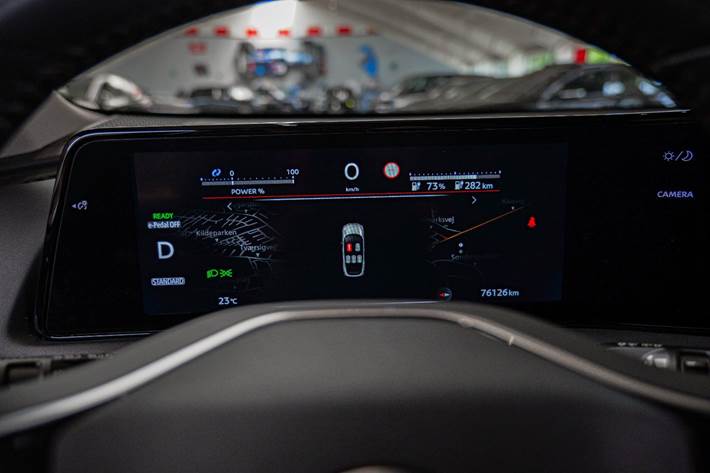 Grå Nissan Ariya fra 2022