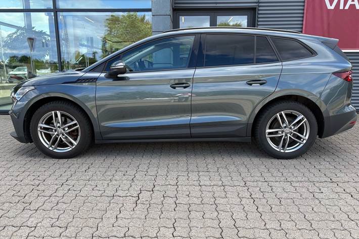 Sølv Skoda Enyaq fra 2021