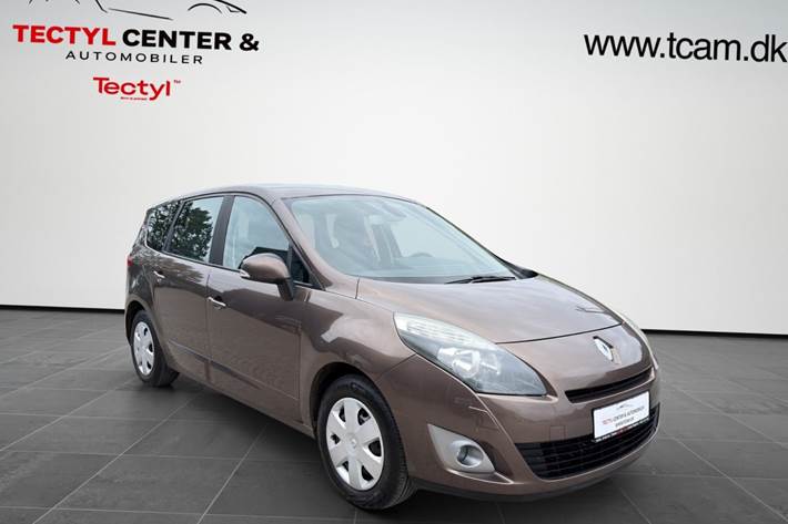 Brun Renault Grand Scenic III fra 2012