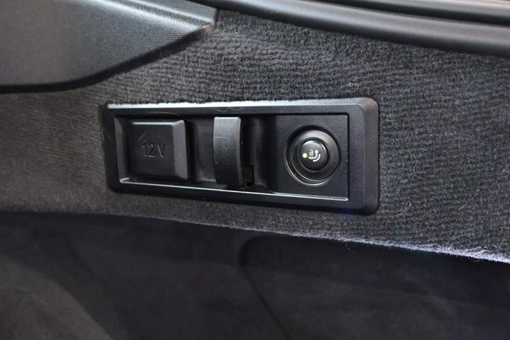 Sort BMW i4 fra 2023