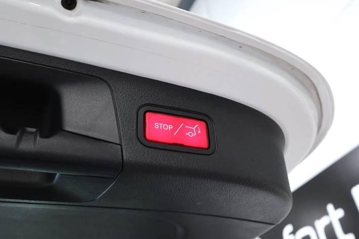 Hvid Mercedes EQA250+ fra 2025