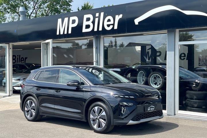 Sort Skoda Elroq fra 2026 set udefra