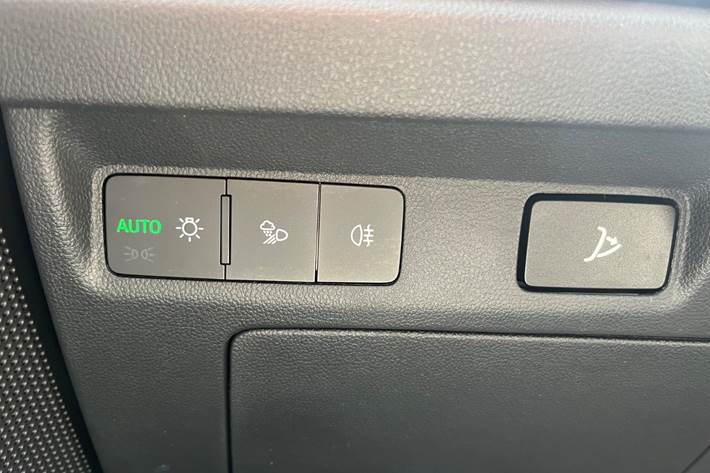Hvid Skoda Elroq fra 2026