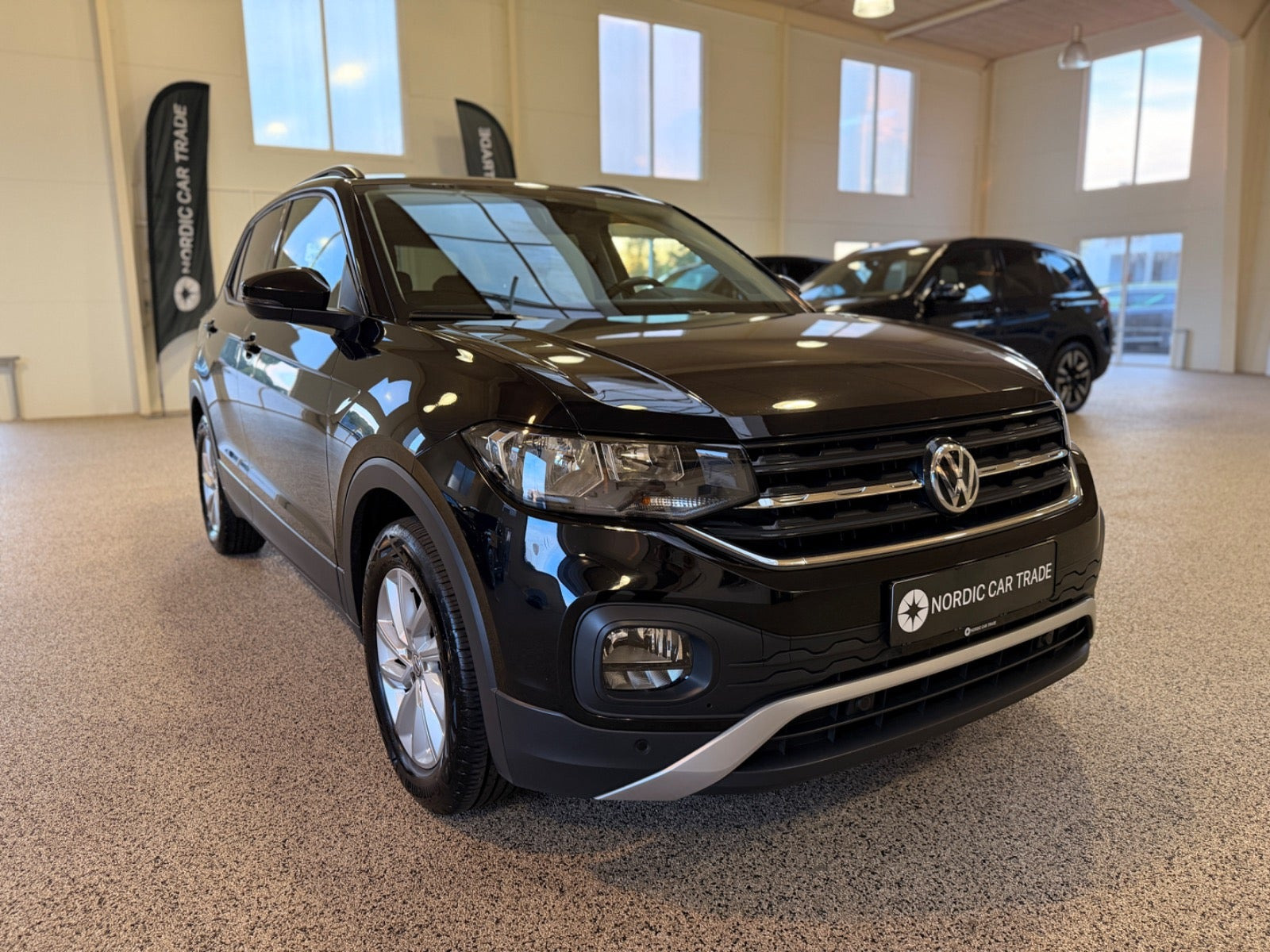 Sort VW T-Cross fra 2019