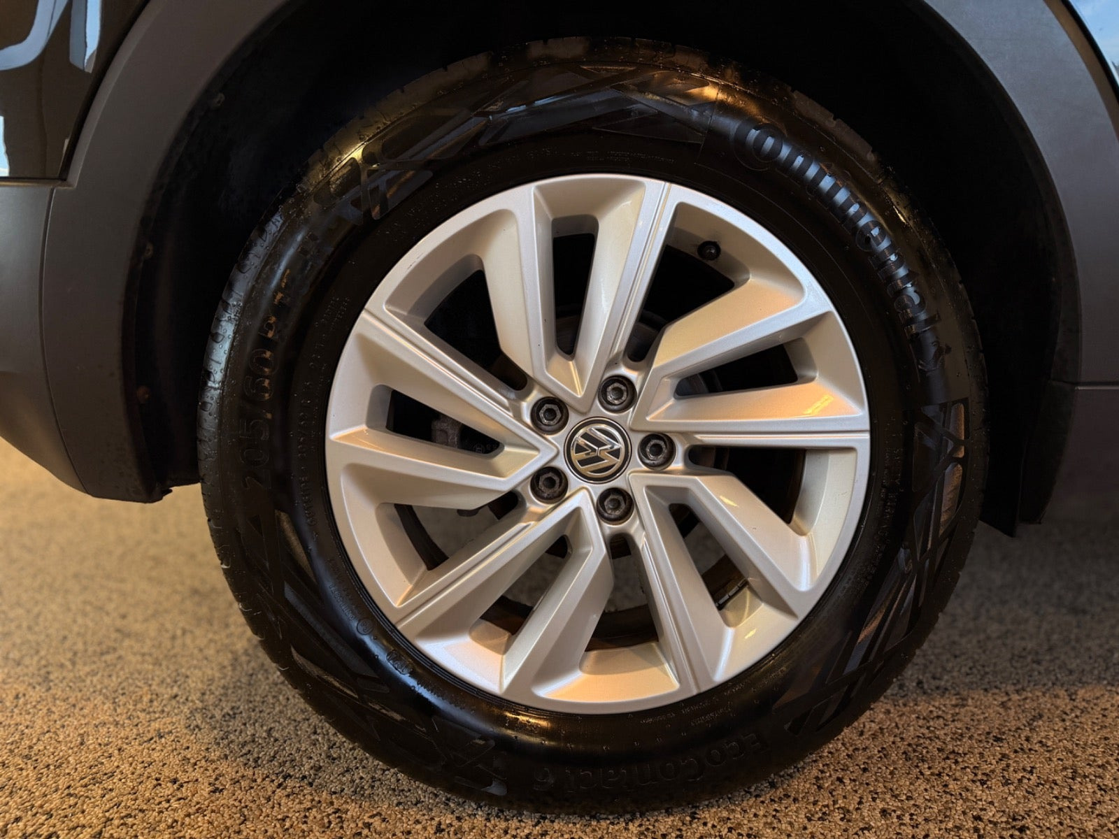 Sort VW T-Cross fra 2019