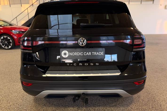 Sort VW T-Cross fra 2019
