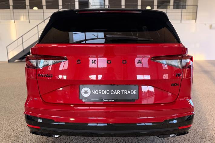 Rød Skoda Enyaq fra 2022