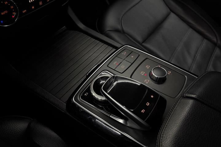 Sort Mercedes GLE350 d fra 2016