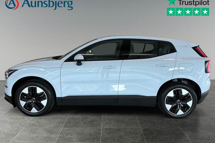 Hvid Volvo EX30 fra 2025