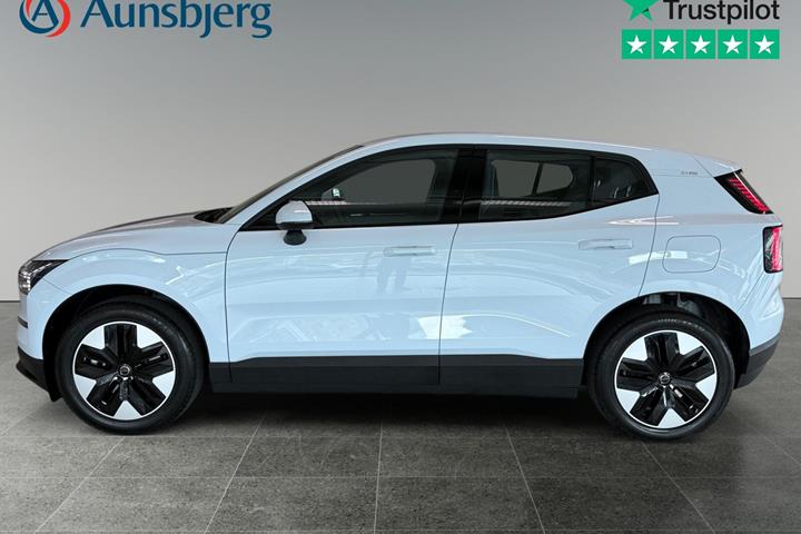 Hvid Volvo EX30 fra 2025