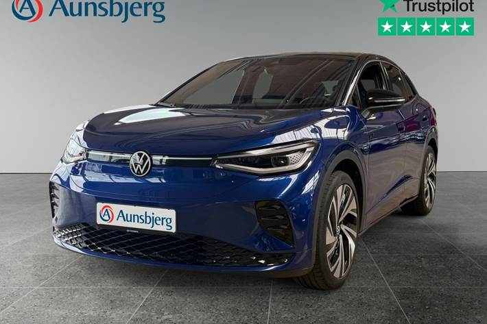 Blå VW ID.5 fra 2023 set udefra