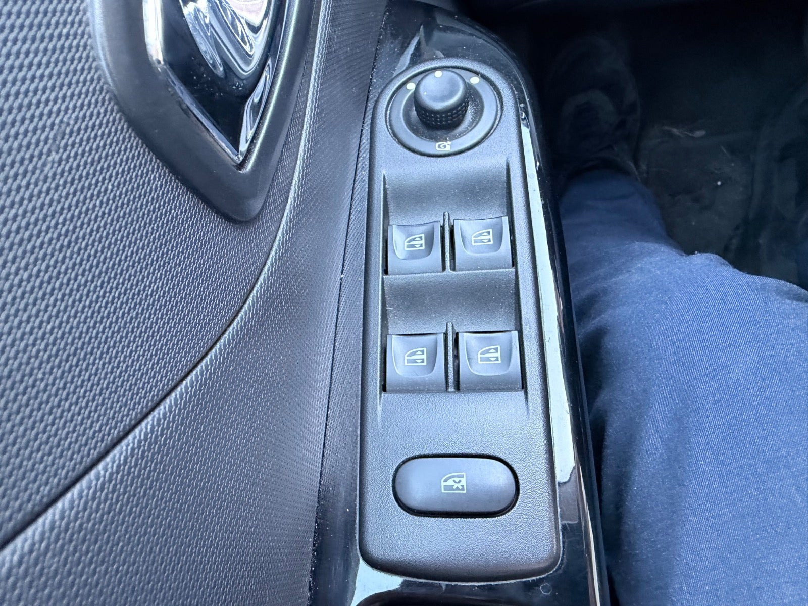 Beige Renault Captur fra 2014