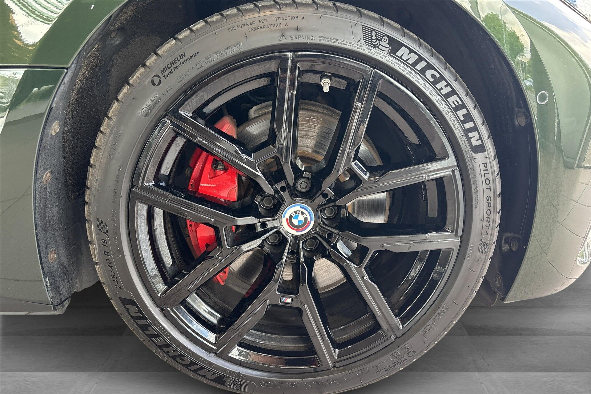 Grøn BMW i4 fra 2022