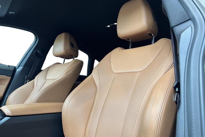 Grøn BMW i4 fra 2022