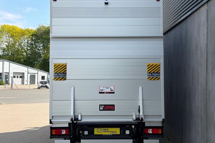 Hvid Iveco Daily fra 2026