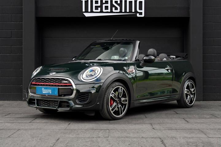 Grøn Mini Cooper S fra 2018 set udefra