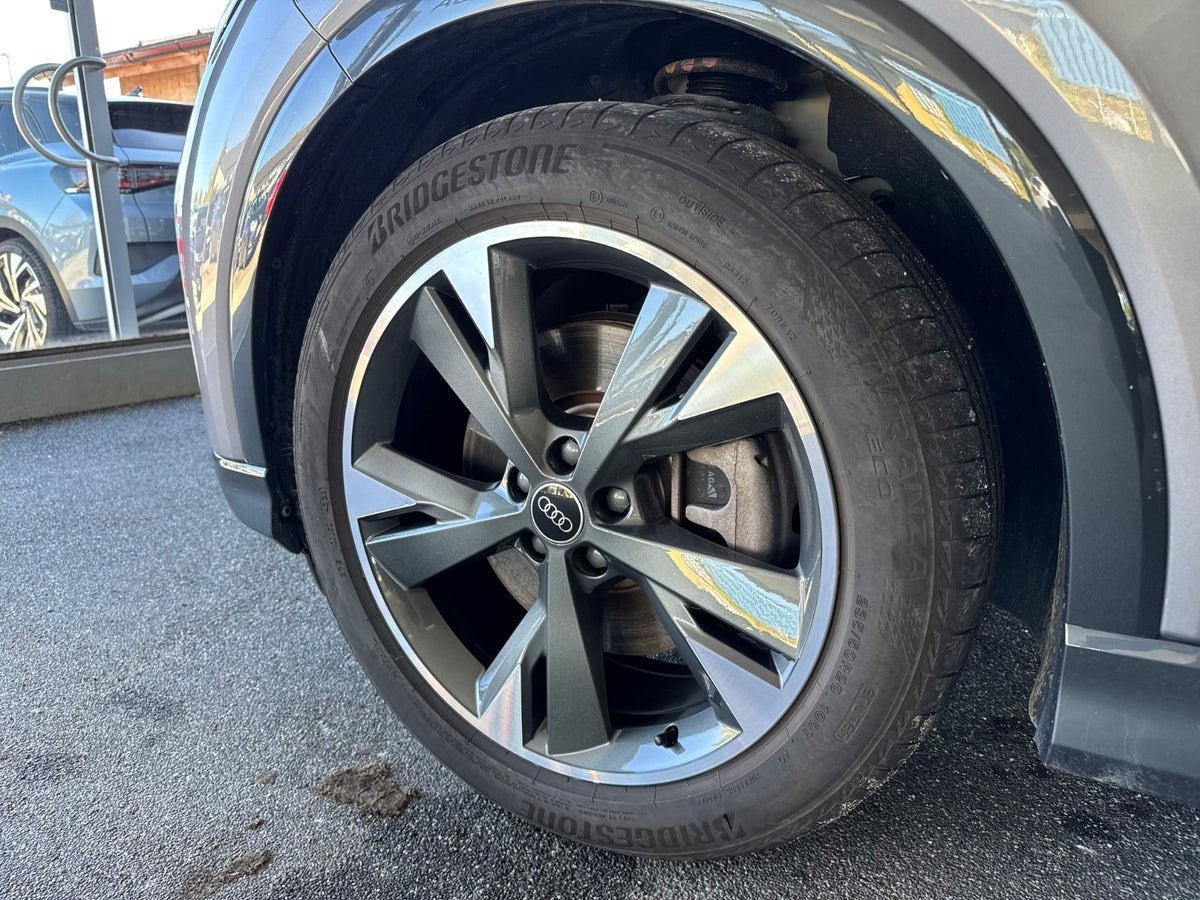 undefined Audi Q4 e-tron fra 2024