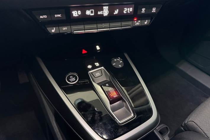 undefined Audi Q4 e-tron fra 2024