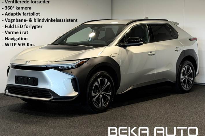 Sølv Toyota BZ4X fra 2025