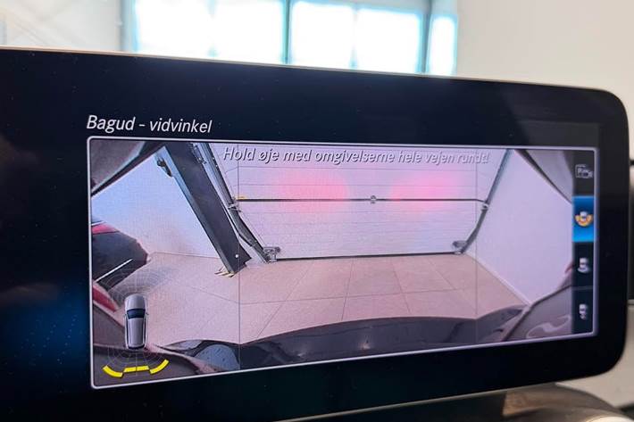 Sort Mercedes C220 d fra 2018